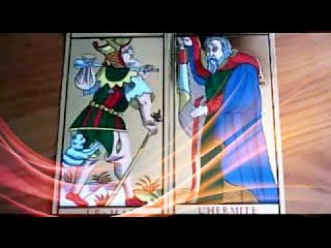 Loco Luna Tarot: Descubre los secretos del universo y encuentra respuestas en las cartas