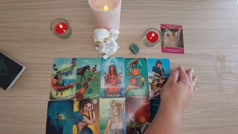 Tarot Sensitivo: Descubre respuestas y guía en tu camino espiritual